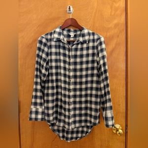 Plaid crinkle button long-sleeve shirt, blue, hi-low size petite medium